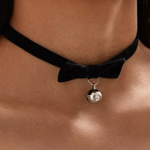 Boutique Jewelry - New Velvet Black Bow Lolita Kitty Bell Charm Goth